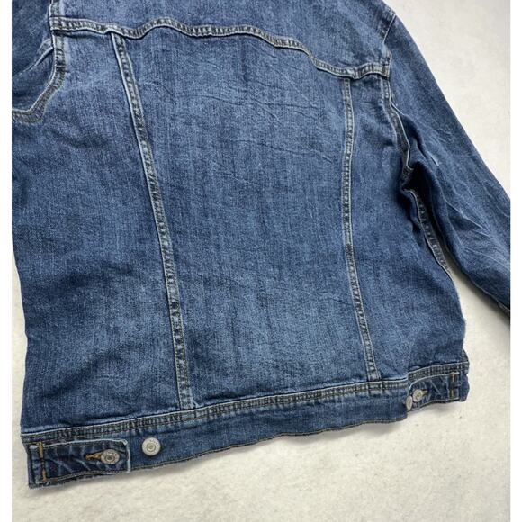 Old Navy Women Denim Jacket Size Large Classic Denim 99 % Cotton 1% Spandex - Picture 8 of 8